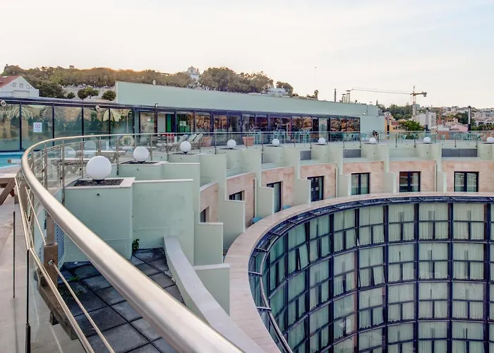 Апарт-отель Vip Executive Eden 4*