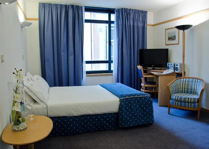 Vip Executive Eden Апарт-отель 4*