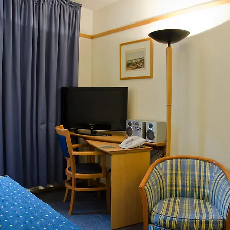 Apartmanhotel Vip Executive Eden 4*