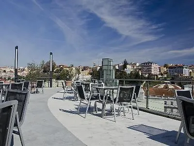 Lejlighedshotel Vip Executive Eden 4*
