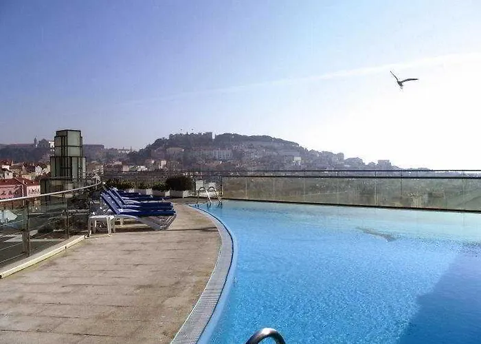 Vip 이그제큐티브 에덴 아파트호텔 4*