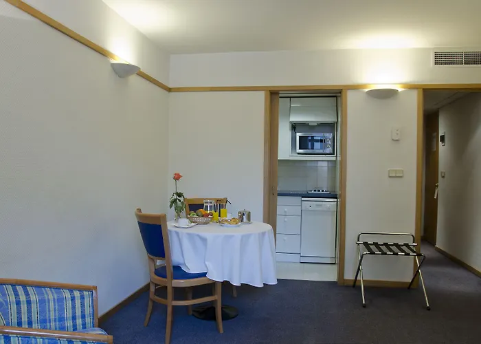 شقة فندقية في آي بي إكسيكيوتيف إيدن الفندقية بالخدمة الذاتية