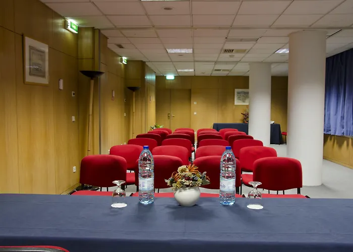 في آي بي إكسيكيوتيف إيدن الفندقية بالخدمة الذاتية شقة فندقية Lisboa