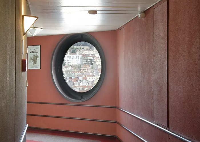 شقة فندقية في آي بي إكسيكيوتيف إيدن الفندقية بالخدمة الذاتية Lisboa