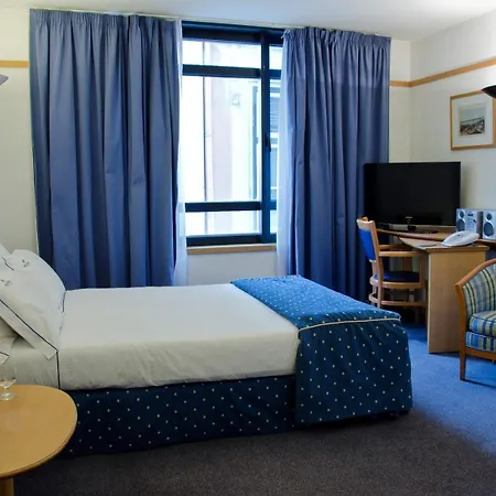 Vip Executive Eden Lejlighedshotel 4*