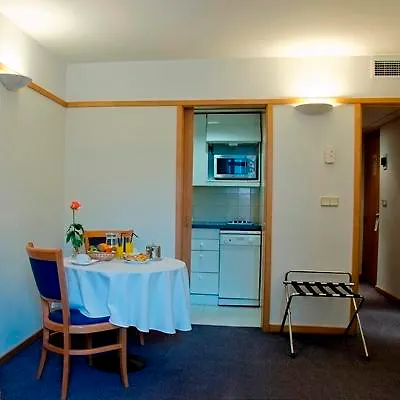 Vip Executive Eden Lejlighedshotel 4*